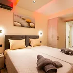 Black Rocks Family, Luxury Seafront Maisonette Prázdninový dům
