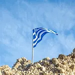 Black Rocks Family, Luxury Seafront Maisonette * Agios Gordios (Corfu)