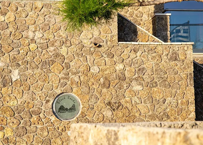 Black Rocks Family, Luxury Seafront Maisonette Tatil Evi Agios Gordios (Corfu)