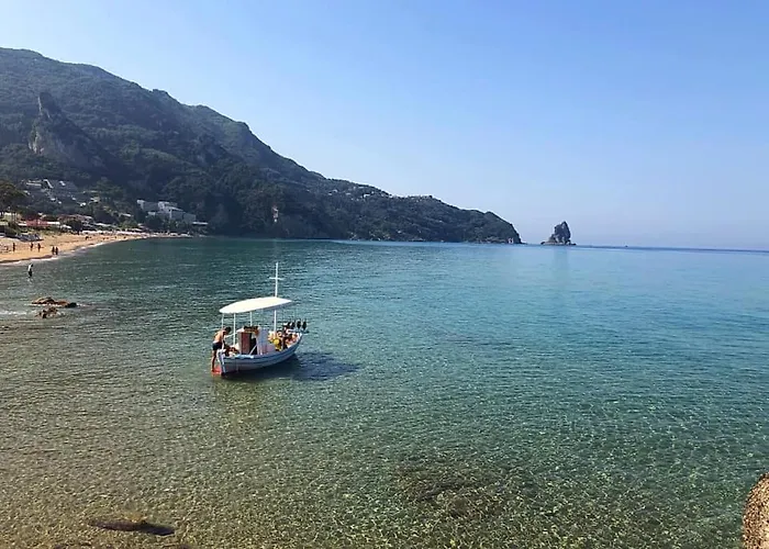 Black Rocks Family, Luxury Seafront Maisonette * Άγιος Γόρδιος
