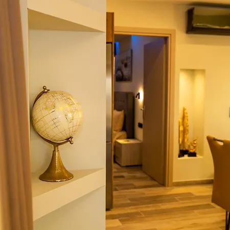 Black Rocks Family, Luxury Seafront Maisonette * Agios Gordios (Corfu)