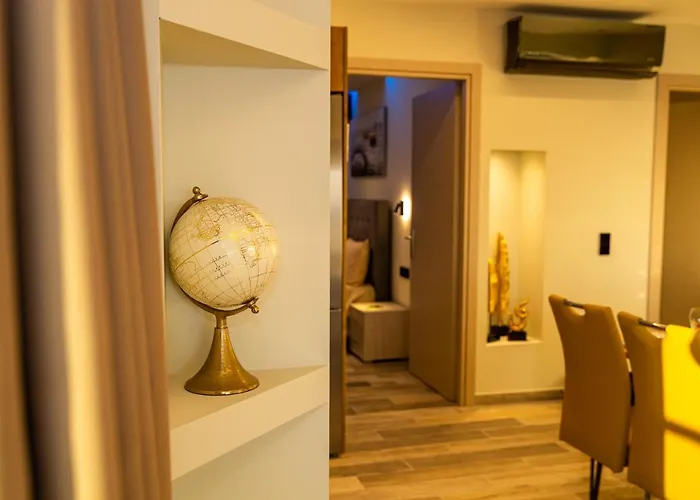 Black Rocks Family, Luxury Seafront Maisonette * Agios Gordios (Corfu)